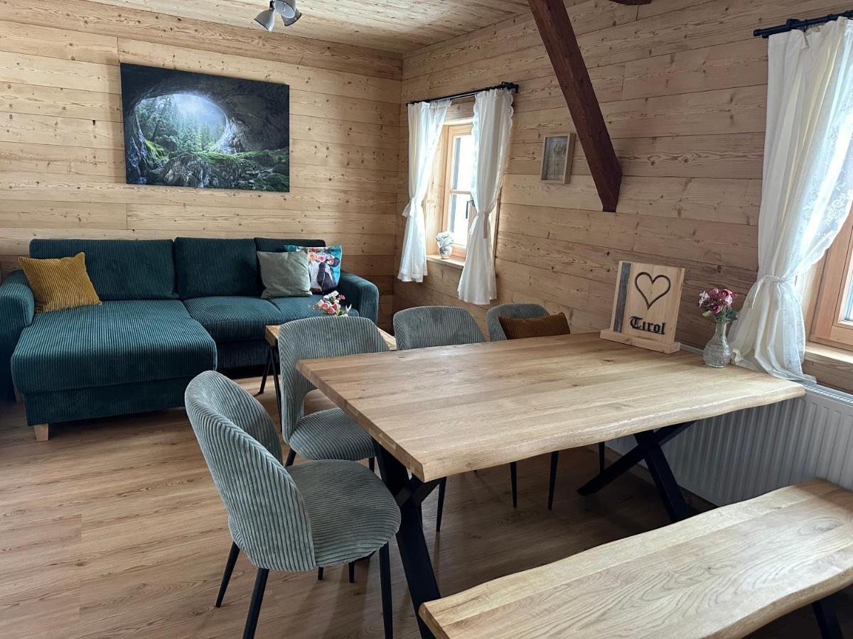 Peer Alm Hotel Navis Екстериор снимка