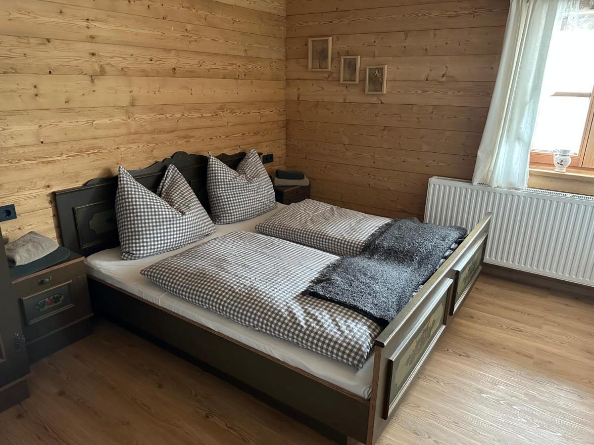 Peer Alm Hotel Navis Екстериор снимка